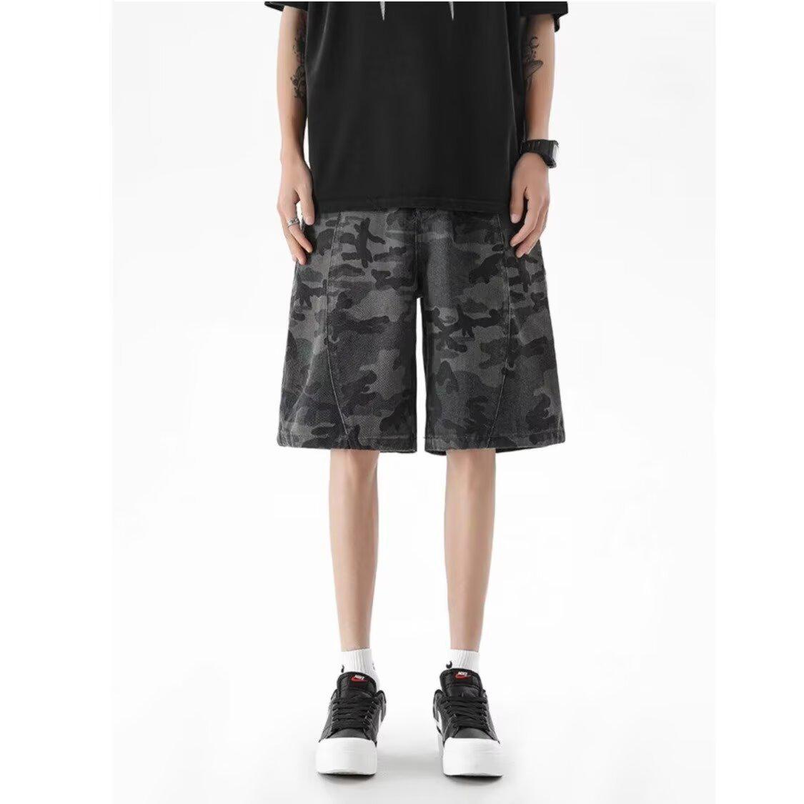 

American Camouflage Men s Mid-Length Casual Summer Shorts - Trendy Loose Fit Extra Large