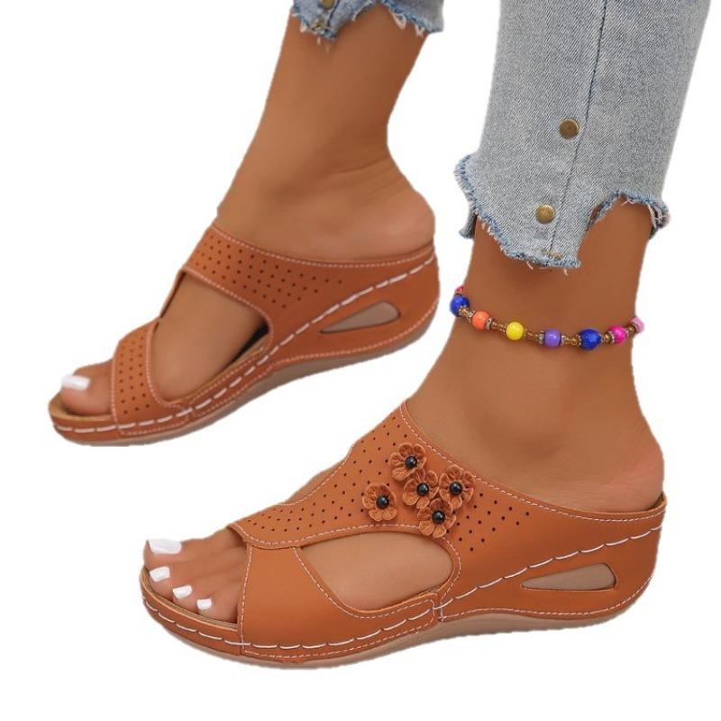 Summer new large-size women's shoes hollow solid color open-toed slope heel fish mouth one-character casual slippers