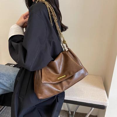 Bolsa feminina de couro macio PU crossbody grande capacidade correntes douradas versátil um ombro alta qualidade
