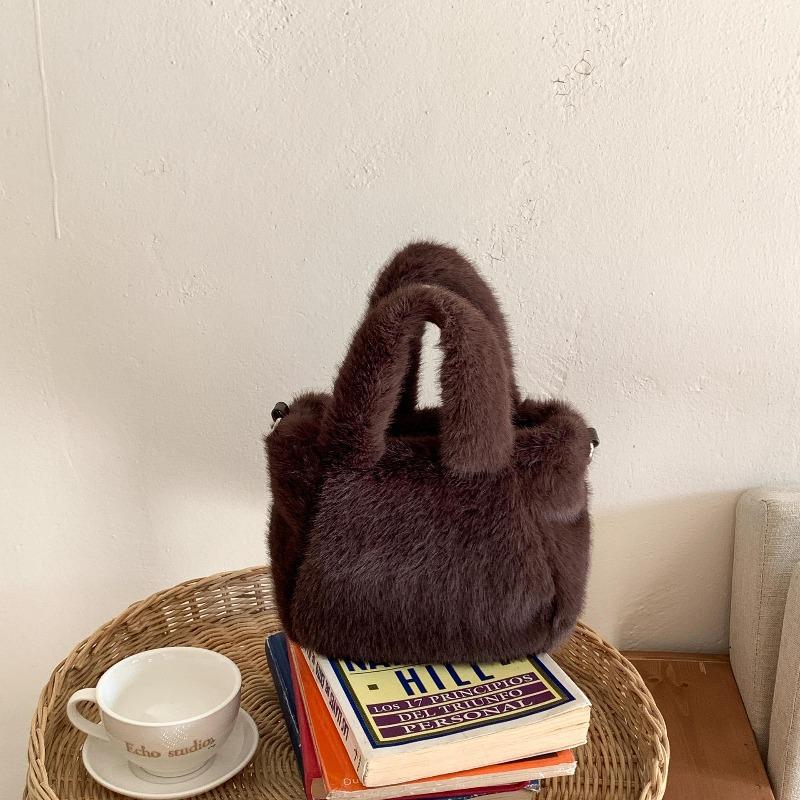Autumn and Winter New Cute Hair Bag Trend Imitation Mink Hair Messenger Bag Women's Niche Versatile Small Handbag