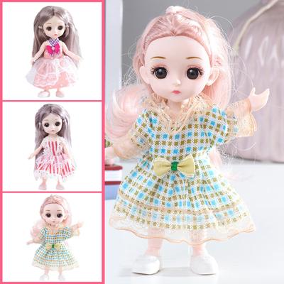 Muñecas y Peluches – Muñecas