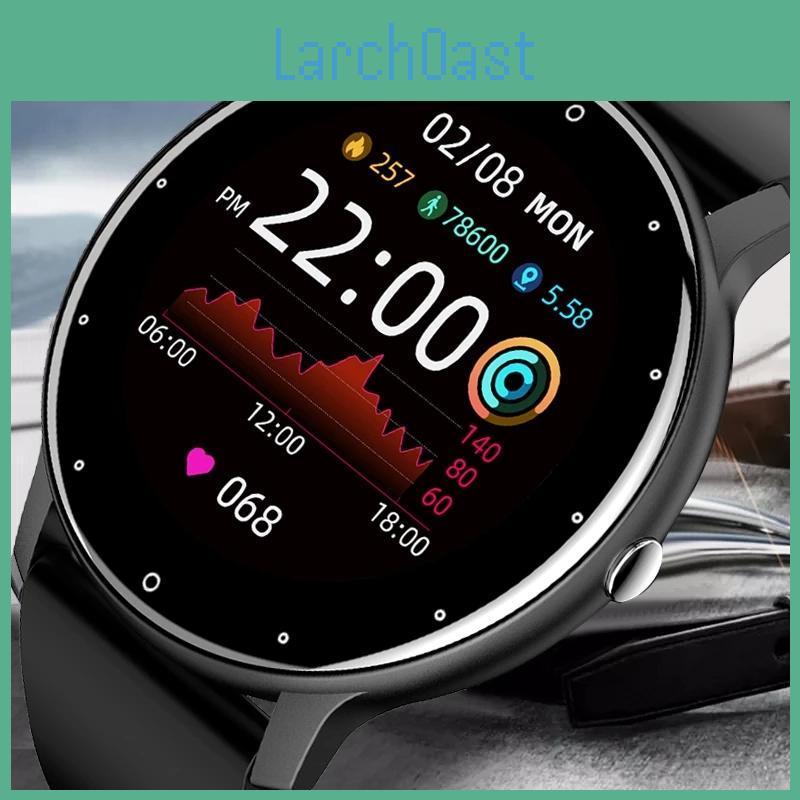 Smartwatch Lige With A The 128 Inch Screen Ip67 Water Protection A Step Counter And A Pulsometer