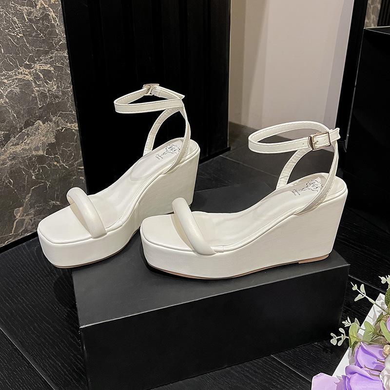 

New thick-soled wedge-heeled sandals women s versatile one-word buckle with sexy night heightening waterproof table high heels 39 абрикосовый