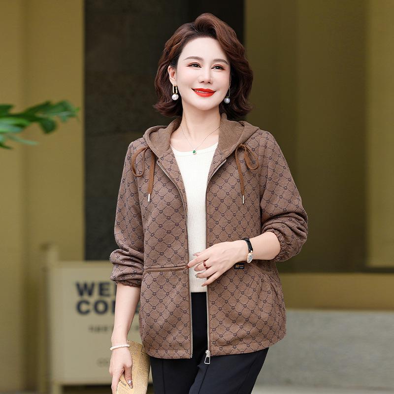 Mom's 2025 Fashionable Windbreaker: Stylish Spring/Autumn Outerwear for Middle-Aged Women in Their 40s and 50s