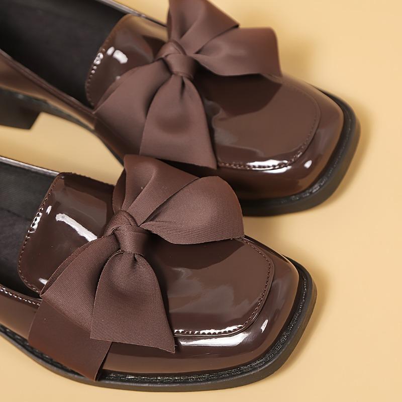 Fashion Bowknot Slip On Loafers for Women Solid Color Patent Leather Shoes Woman Comfort Soft Sole Platform Loafers