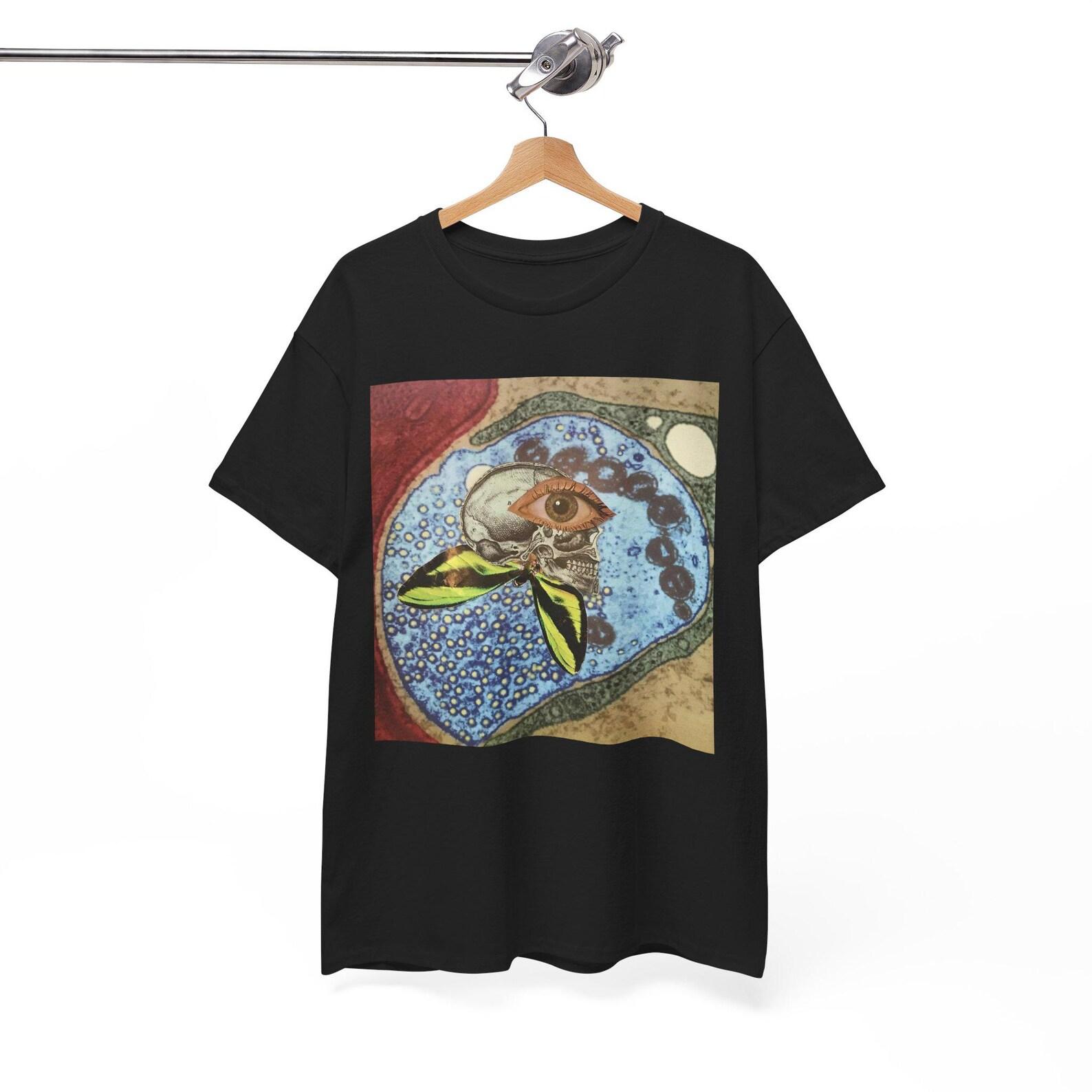 Surreal Collage Art T Shirt Skull Eye & Insect Wings Abstract Anatomical Art Tee M