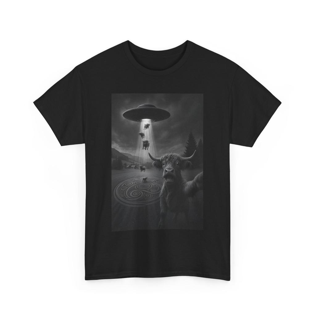 Highland Cow UFO Encounter Art Print Funny Alien Abduction Cow Design Unisex Tee