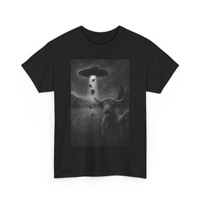 Highland Cow UFO Encounter Art Print Funny Alien Abduction Cow Design Unisex Tee