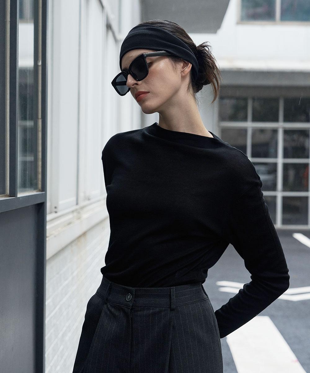 320 Showroom Mock Neck Wool Long Sleeve T-Shirt Black Free