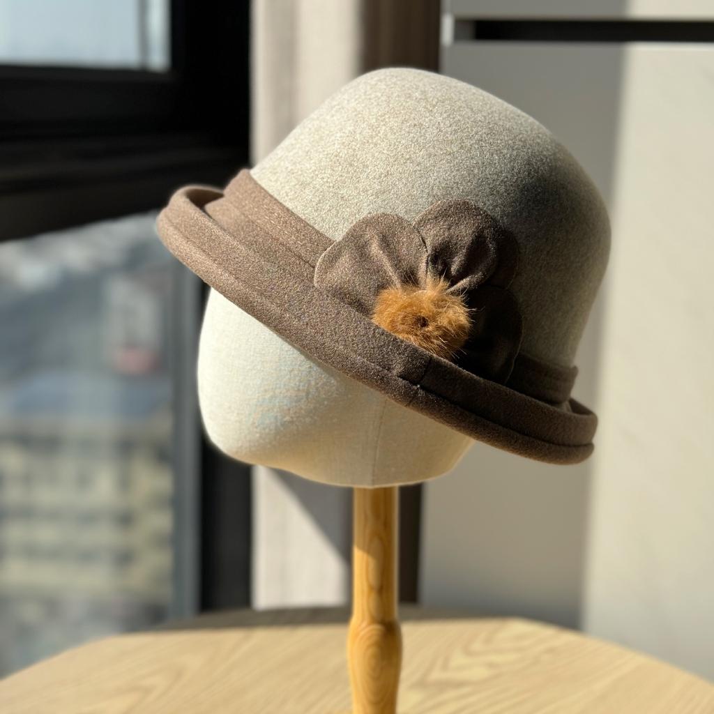 Mittleren Alters ältere Wintermütze Damen alte Dame Mutter neu warm Samt Wolle Schüsselmütze ausländischer Stil vielseitig