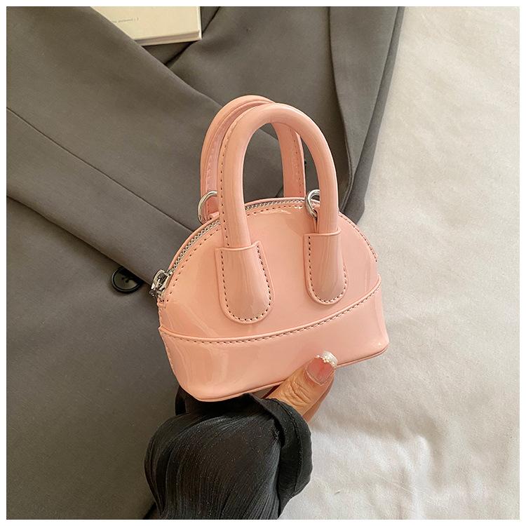 2025 new women's bag fashion mini portable shell bag versatile Internet celebrity explosion exquisite messenger bag bags