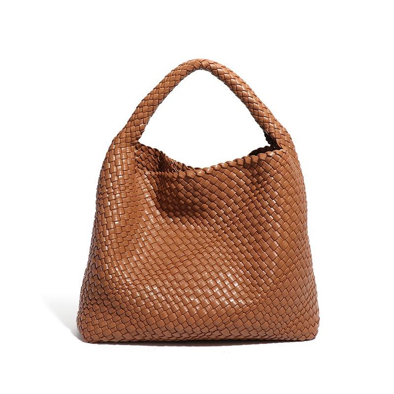 Handwoven Bag Women's Fashion Casual Hand Bill Shoulder Bag Large Capacity Underarm Bag