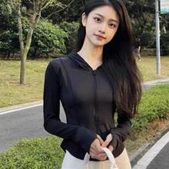 Women's Petite Gray Hooded Sweatshirt - Slimming Sporty Spring Cardigan Top