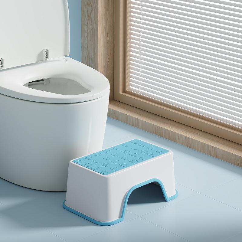 Children Step Stool Non-Slip Durable Plastic Footrest Lightweight Compact Size for Bathroom Kitchen Use