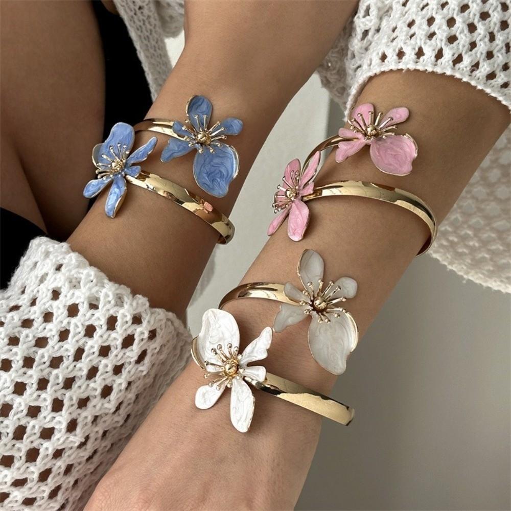 Exaggerated Design Big Flower Bracelet Luxurious Style Three-Dimensional Bracelet  Vacation Style