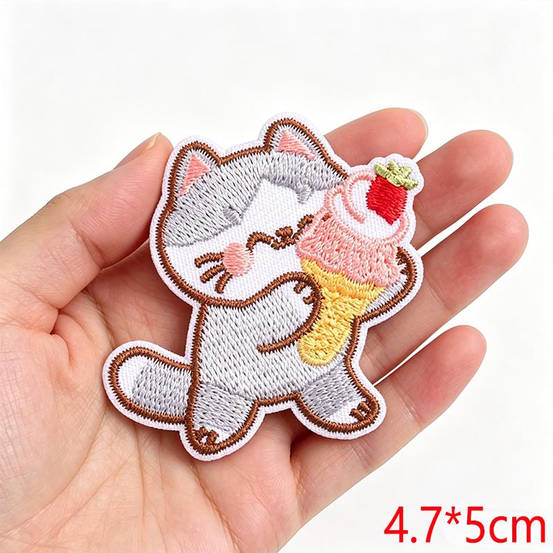 Cartoon Cute Small Animal Embroidered Iron On Patch DIY for Hats Jeans Backpack Clothing Sew Sticker Decoration Cap