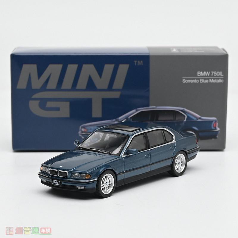 

MINI GT 1:64 BMW 750IL 3D Симуляція Литий Модель Автомобіля, Святковий Подарунок-Іграшка для Хлопчиків, Предмет Колекції та Декору для Дорослих.