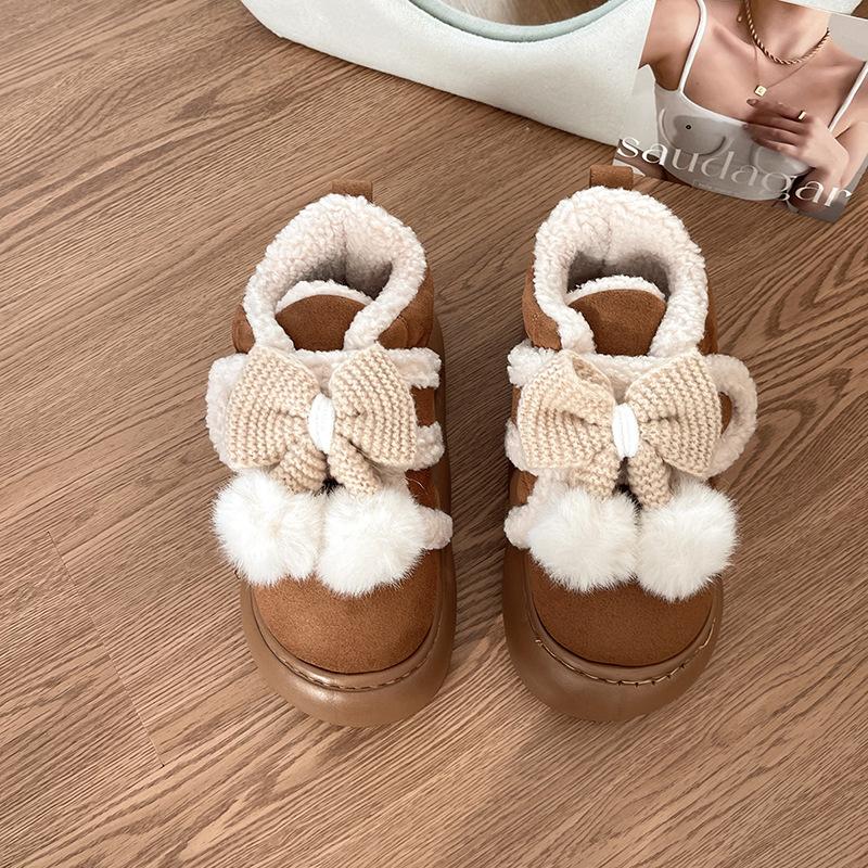 Cute cartoon Shirley Mei snow boots women's 2025 winter new models wear comfortable thickened Velcro velvet cotton shoes