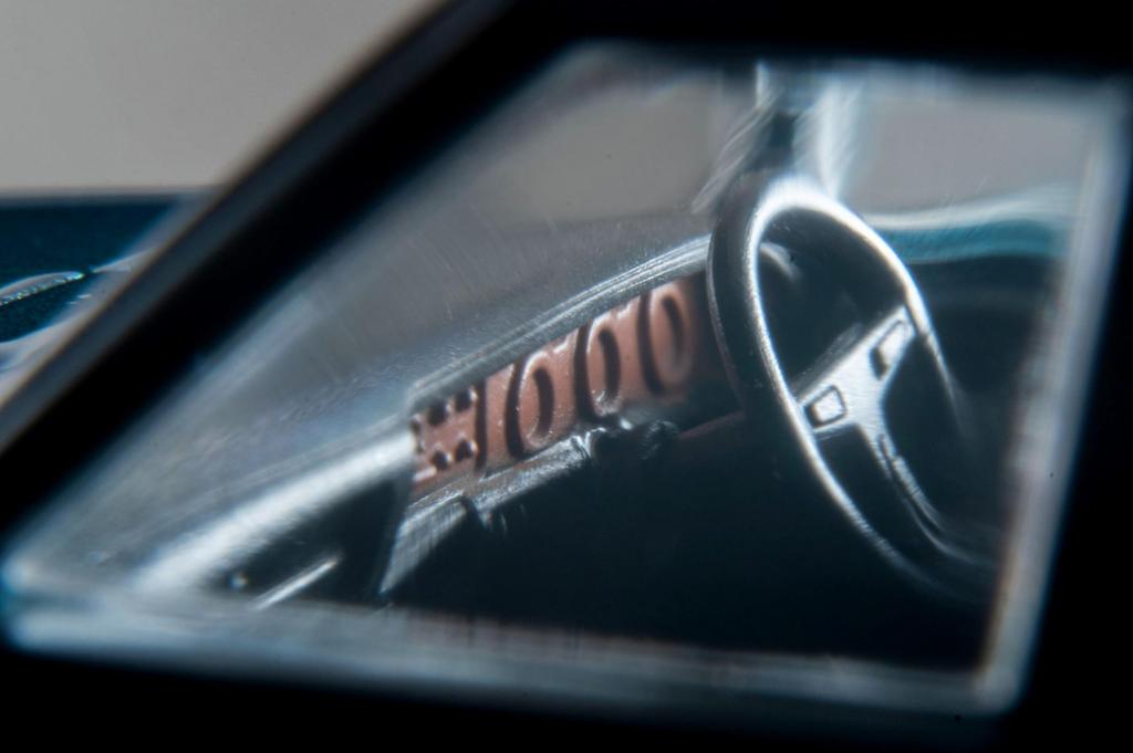 TOMYTEC Tomica Limited Vintage Neo LV-N55b Nissan Skyline Wagon 1800 Sporty GL Blue 1972 Model (Finished Product) 334415