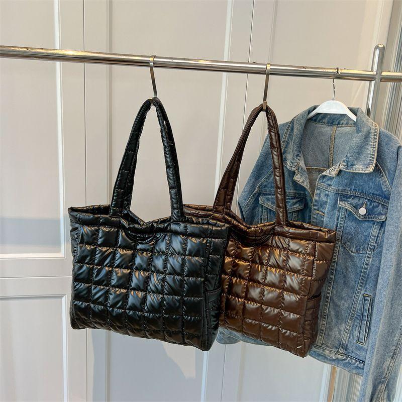 Borse a Spalla Imbottite Marea Space da Donna per Inverno Borse a Mano Nere di Grande Capacità Designer Nylon Cotone Caldo Tote Solido