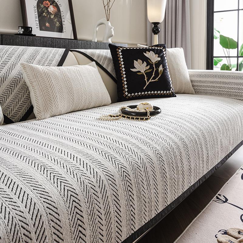 French Retro Sofa Cushion, Universal In All Seasons, Non-Slip And Dirt-Resistant Seat Cushion, Advanced Chenille Sofa Cover Cover Cloth Towel