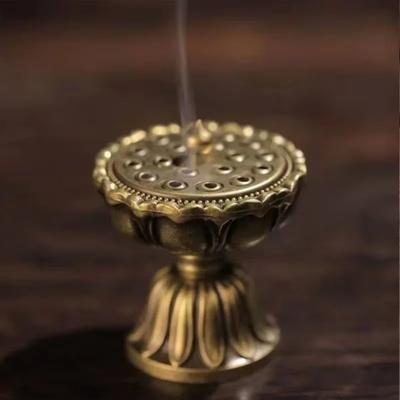 Porte-encens en métal Ajouré Four à arômes Nouveau Poêle d'aromathérapie Décoration intérieure de la maison