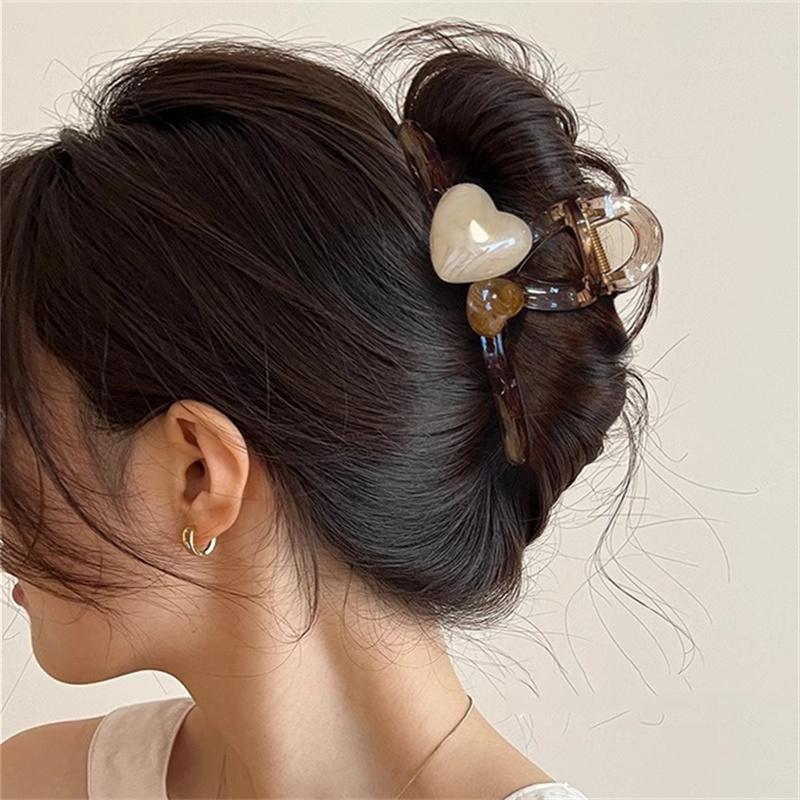 Large Hair Claw Crab Clamping Hair Clip Shark for Women Headwear Hairpin Barrettes Temperament Ponytail Hair Accessories