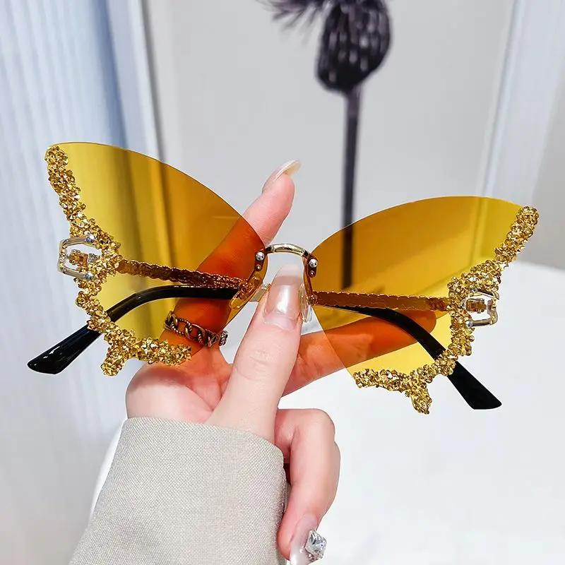 Diamond Studded Butterfly Sunglasses, Retro Glasses Women's High-end Sunglasses, UV Resistant, Anti Glare, Kawaii Accessories