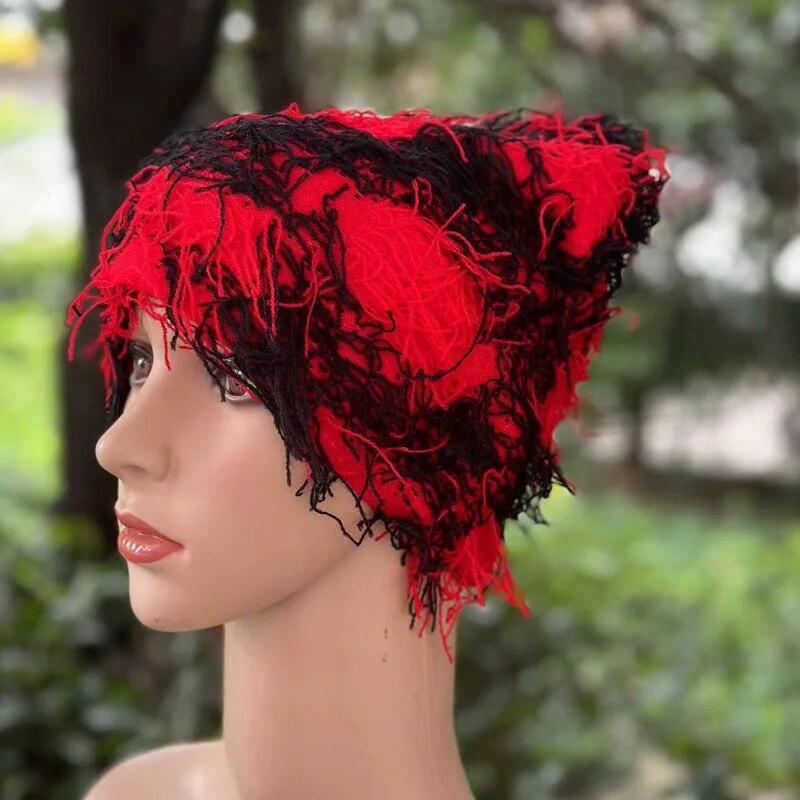 Рваная шапка-балаклава с вышивкой — фото 5