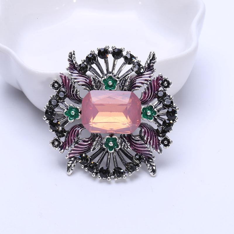 Wind Creative Personality Retro Brooch Corsage Export