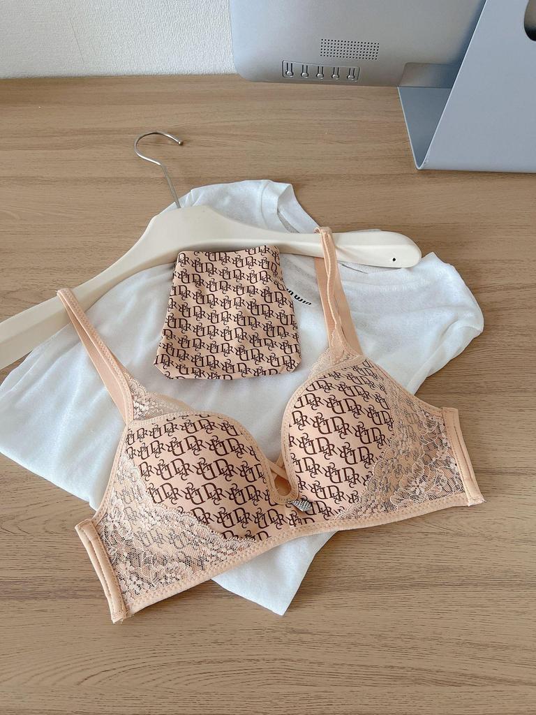 Wire-Free Lace Lift Bra: Enhances Bust, Anti-Sagging, Side Support, Sexy Design