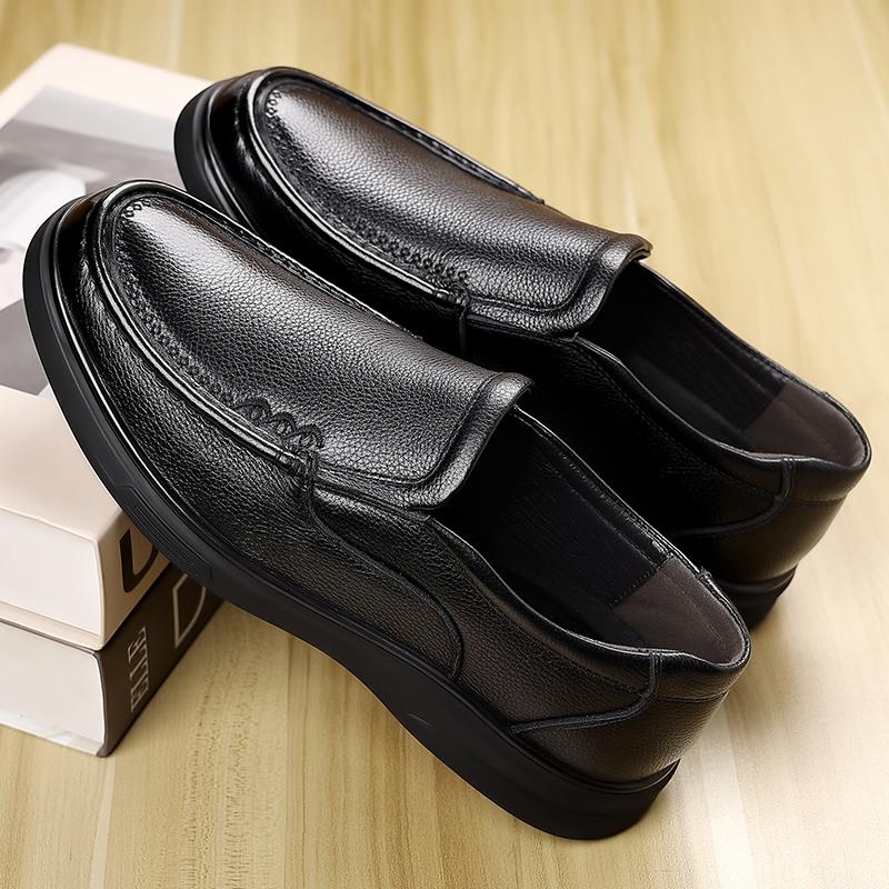 Fashion Handmade Men Flats Travel Loafers Comfy Male Moccasins Fashion Designer Slip On Boat Shoes New Genuine Leather Mens Casual Shoes