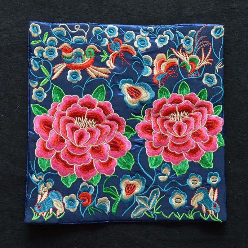 

Chinese Style Fabric Embroider Peony Flower Embroidered Piece Machine Embroidery Patch Mouse Pad Placemat Phone Mat Bottle Mat Teapot Mat Dark blue 26X26