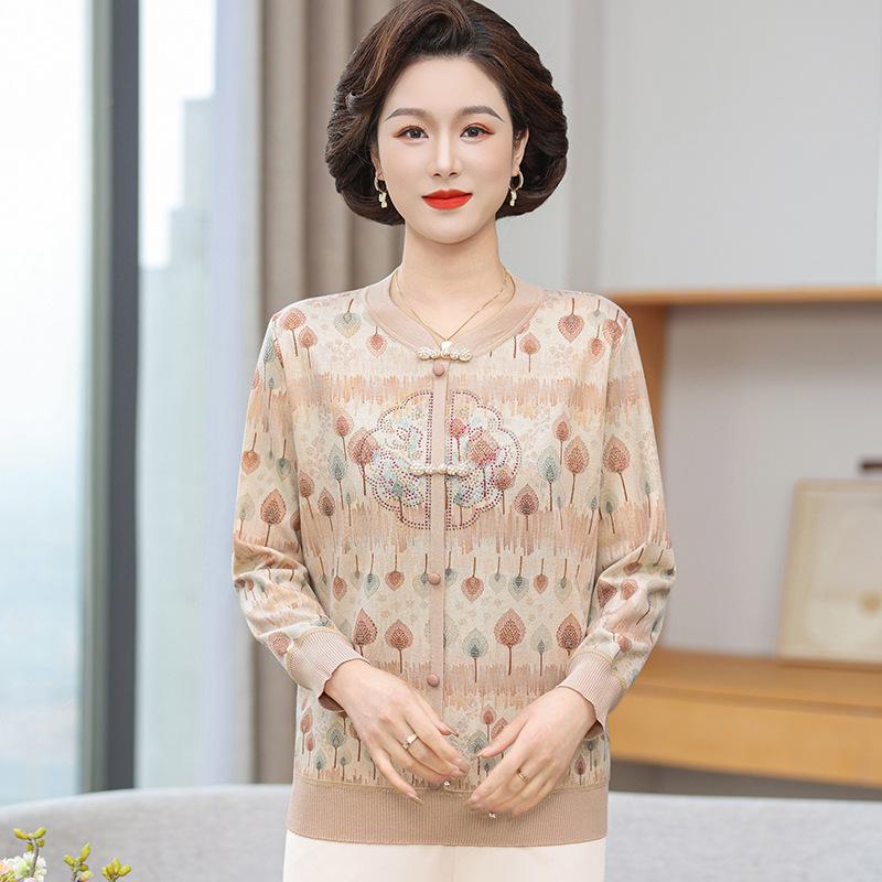 

2026 Women s Slimming Long-Sleeve T-Shirt - Spring/Autumn Style for Middle-Aged & Elderly XL світлого кольору хакі