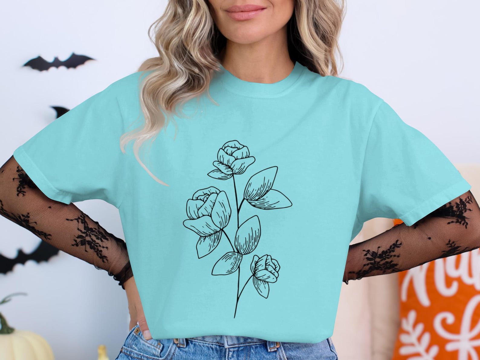 Botanical Line Art T-Shirt, Hand Drawn Floral Tee, Minimalist Cottagecore Top S