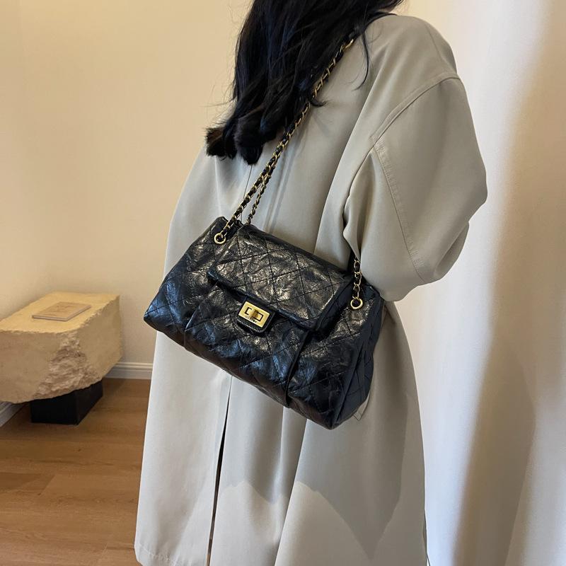 Casual retro large-capacity bag women's 2025 new fashion chain messenger bag, foreign versatile commuter shoulder bag