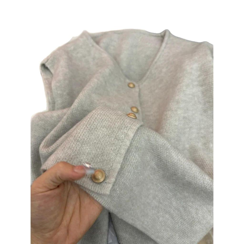 Women's Retro Style Apricot Knitted Vest with Small Gold Buttons - Sleeveless, Loose Fit, Layered Outerwear for Autumn and Winter