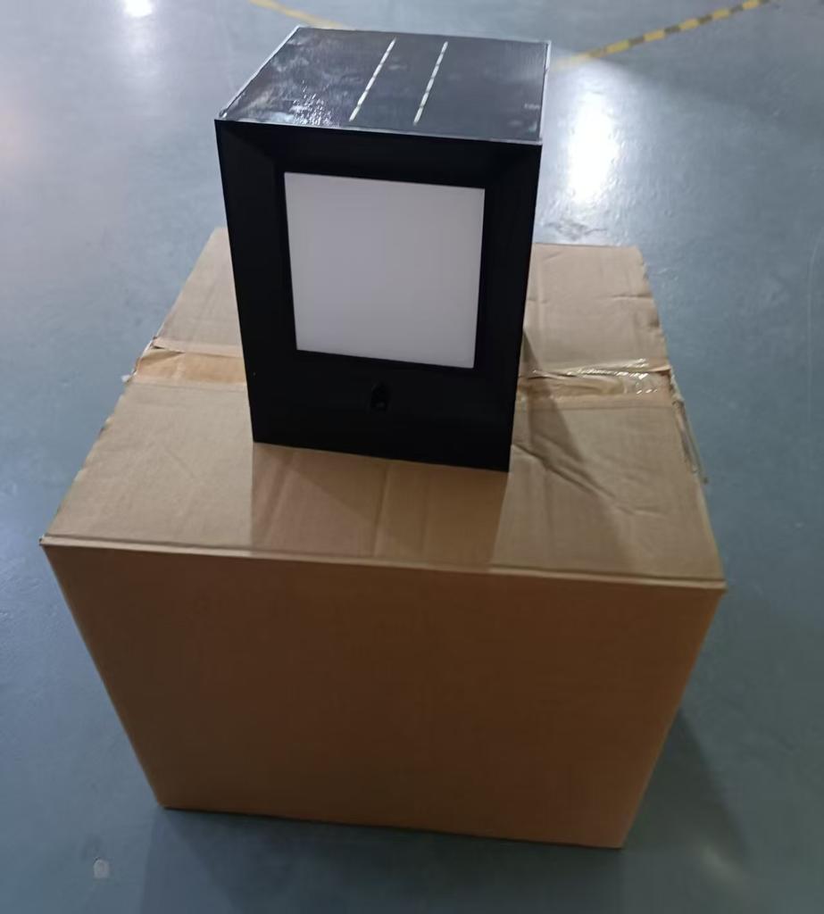 Simple Modern Solar Garden Lights Solar-powered LED Warm White Solar Panel Included Suitable for Garden Home Use Waterproof IP65