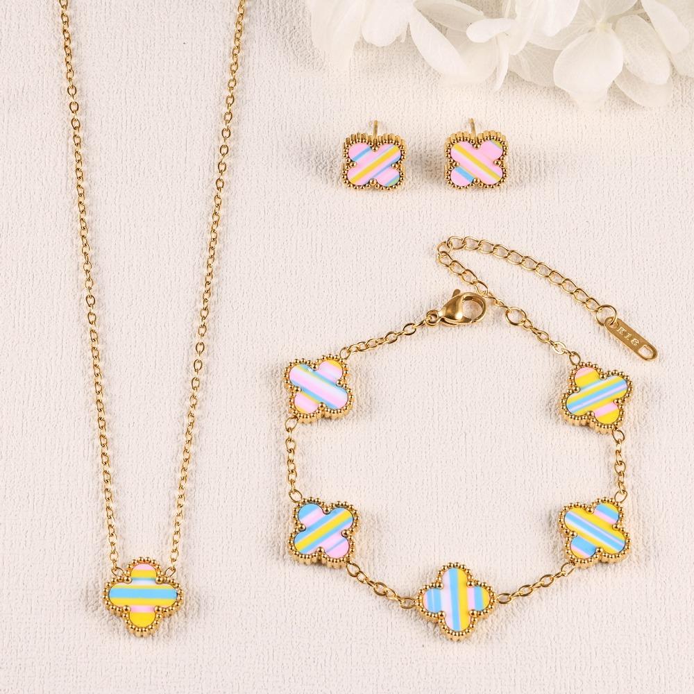 Four-leaf Clover Three-piece Necklace Bracelet and Earring Set - A Luxurious and Colorful Fashion Accessory Set