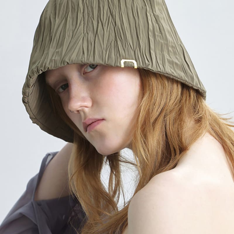 

UNDERCONTROL studio СТОЙКА-ВЕДРО / ПЛИССИРОВАННАЯ ВОЛНА / ПУСТЫННЫЙ ОЛИВКОВЫЙ FREE