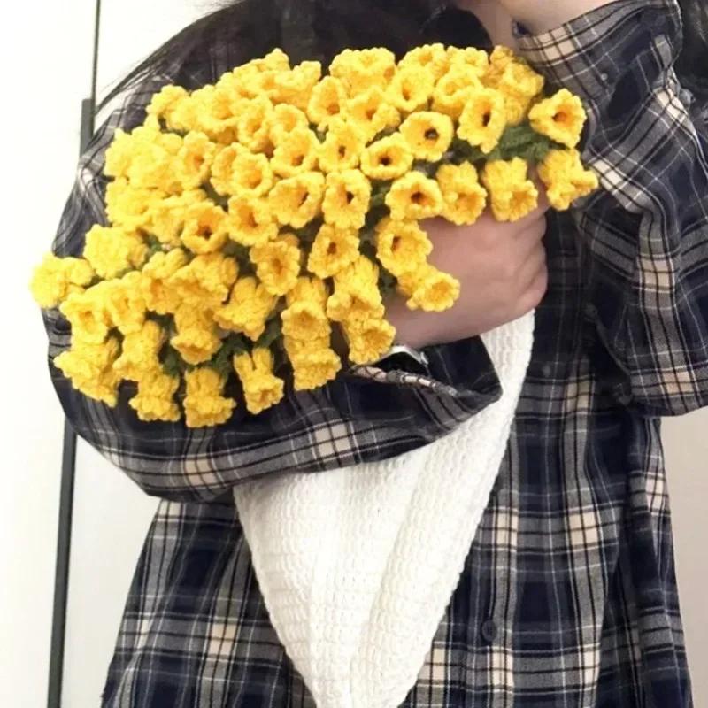 

Finished Rose Blanket Bouquet Rose Flowers DIY Hand-woven Crocheting Stitch Blankets Girls Mother s Day Valentine s Day Gifts 60cm Diameter