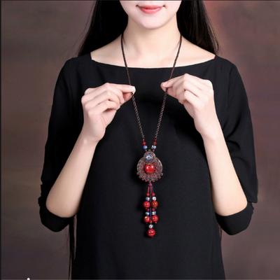 Ethnischer Stil Reine Handarbeit Pulloverkette Lange Accessoires Roter Anhänger Antik Vielseitig Großhandel Schmuck Halskette Anhänger Damenschmuck