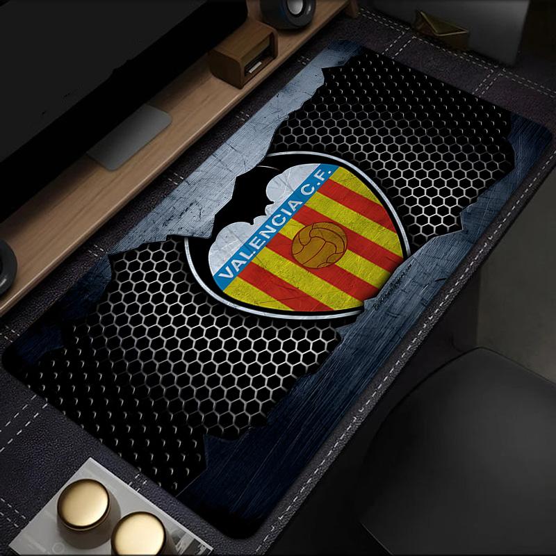 Valencia Crest Design Mouse Pad, Rubber Base, Mouse Pad for Gamers and Office Use, Gaming Desk , Easy To Clean Mat Christmas Fan Gifts