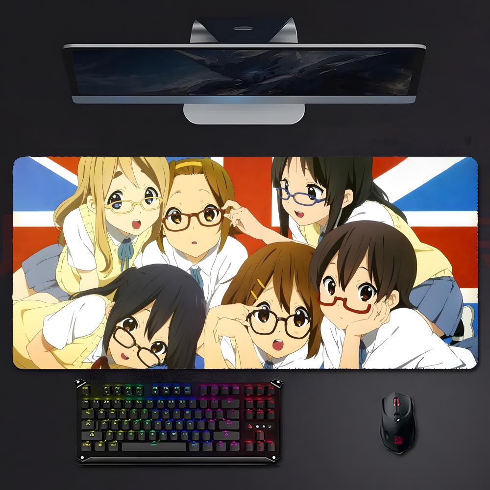 Süßes Musikalisch Anime Mio Akiyama KKOn Mauspads Mousepad Großes Gaming Lockedge Verdickt PC Tisch Schreibtischmatte
