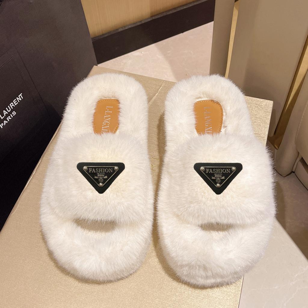 Mao Mao slippers women wear thick soles to increase the height of autumn and winter cotton towing home light luxury inverted triangle explosion plush