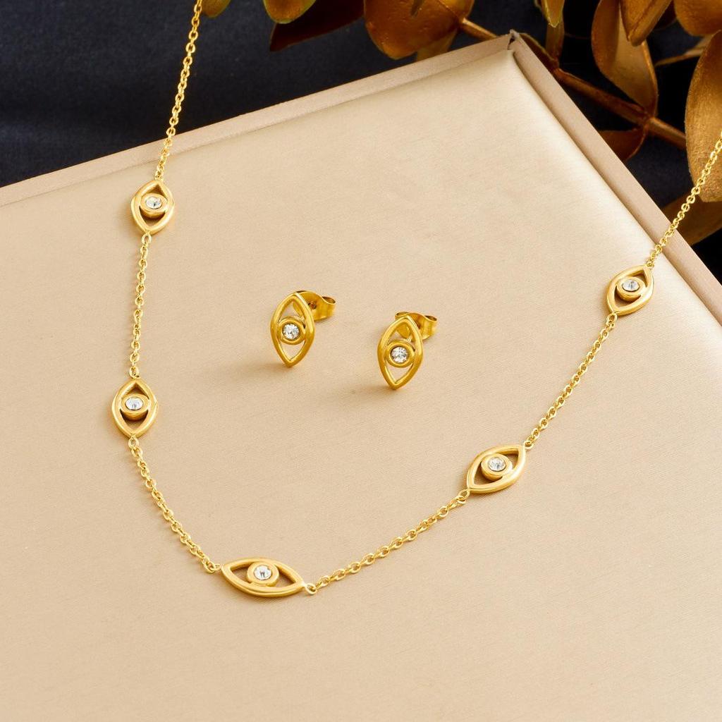 Rhinestone Hollow Gold-Plated Eye Pendant Chain Jewelry Set