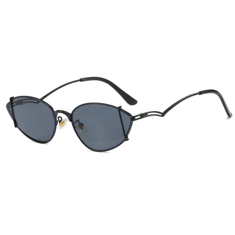 New Luxury Metal Hollow Cat Eye Sunglasses Y2K Fashion Punk Trend UV400 Protection for Women Men