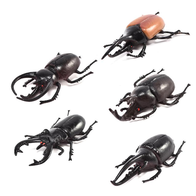 

Игрушка-симулятор жука-трансграничника: Аксессуары для трюков «Скарабей, носорог и железный жук»