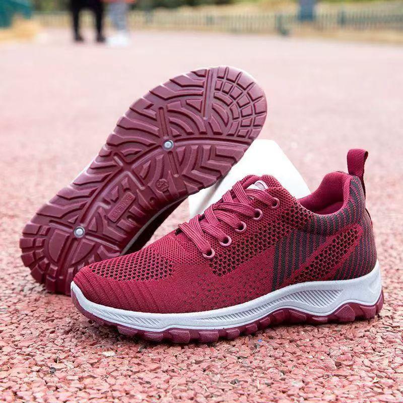 New fly-woven couple sneakers running shoes mesh breathable casual walking shoes