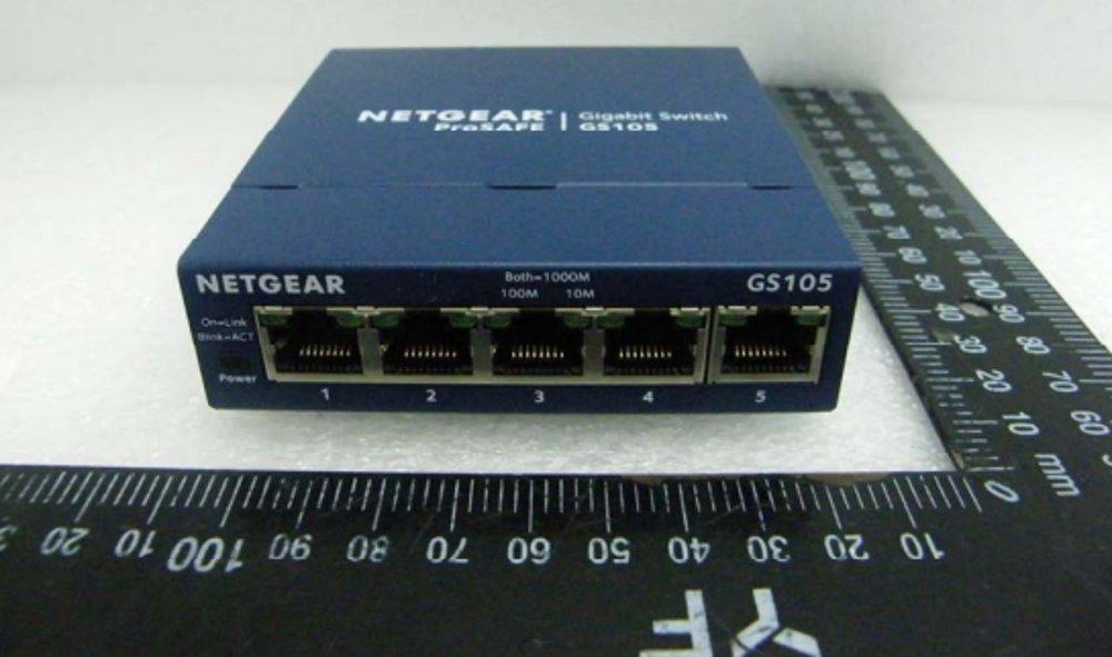 [Genuine Product] NETGEAR 5-Port 1G Switching Hub, Metal Casing, Silent Fanless, Limited Lifetime Hardware Warranty, Unmanaged Switch GS105-500JPS